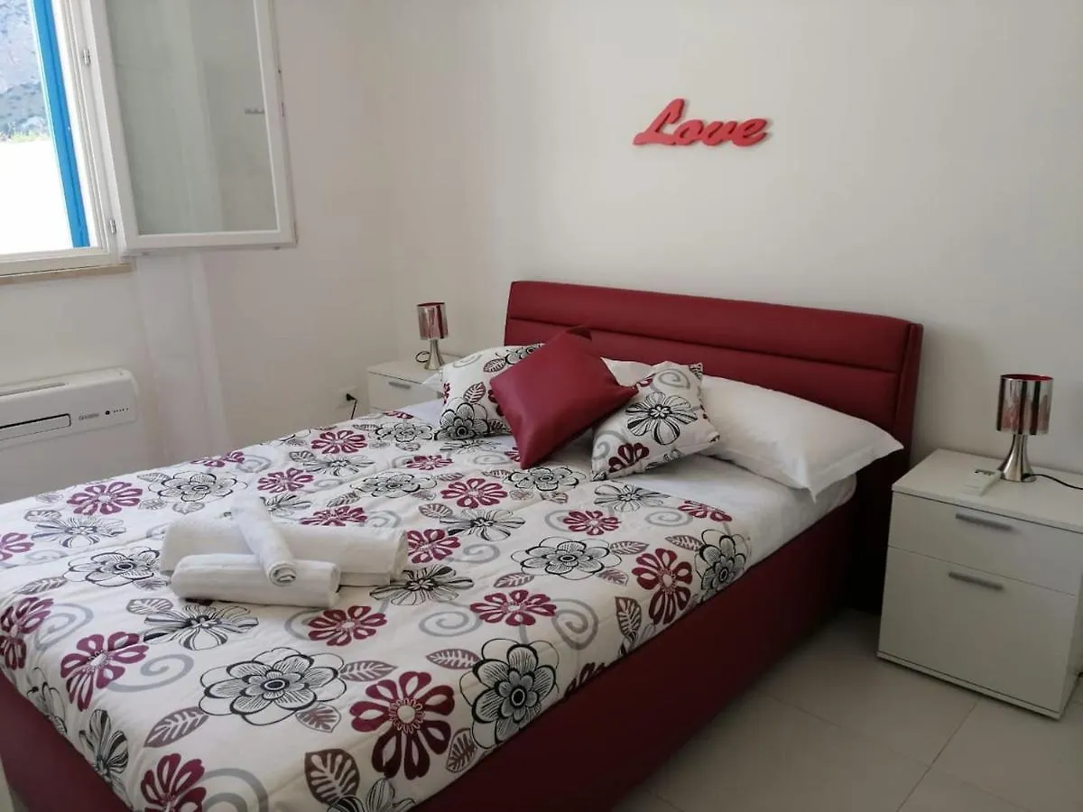 Casa Ninfa Con Piscina A Macari Apartment