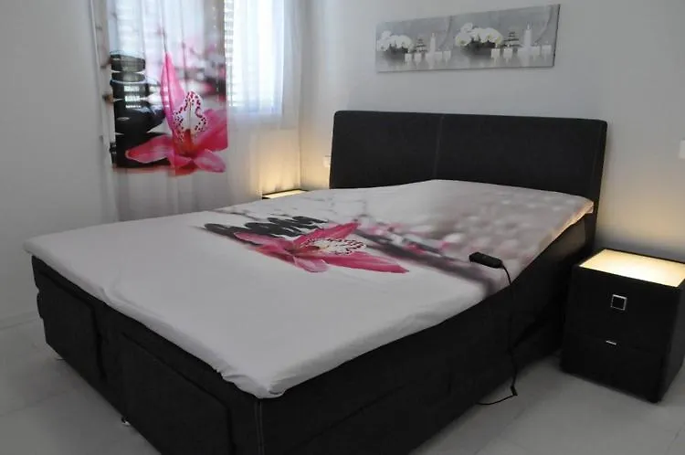 דירות Casa Ninfa Con Piscina A מקארי